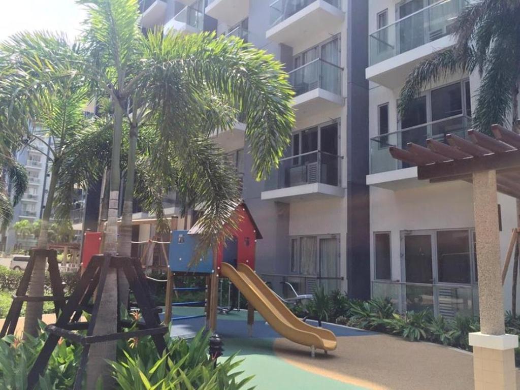 One Palm Tree Condo Маніла Номер фото