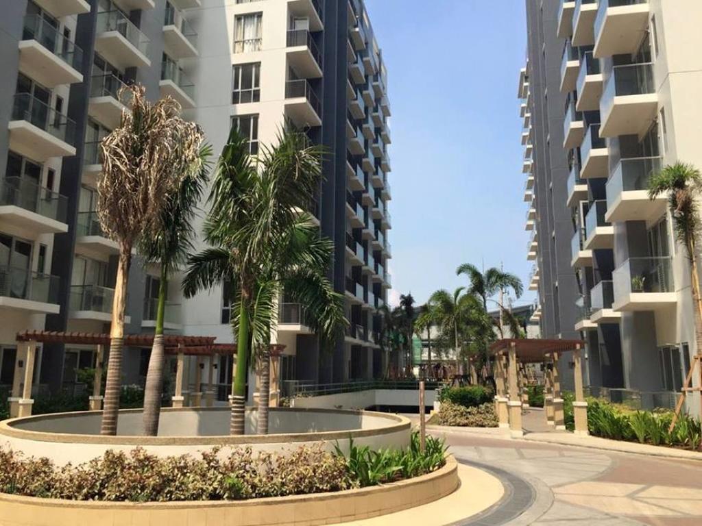 One Palm Tree Condo Маніла Номер фото